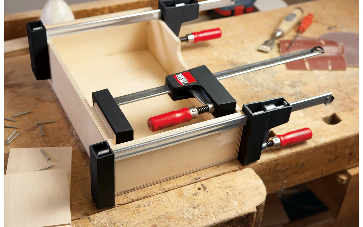 Bessey 24" UniKlamp Clamp ~ UK3.024 - Image 3
