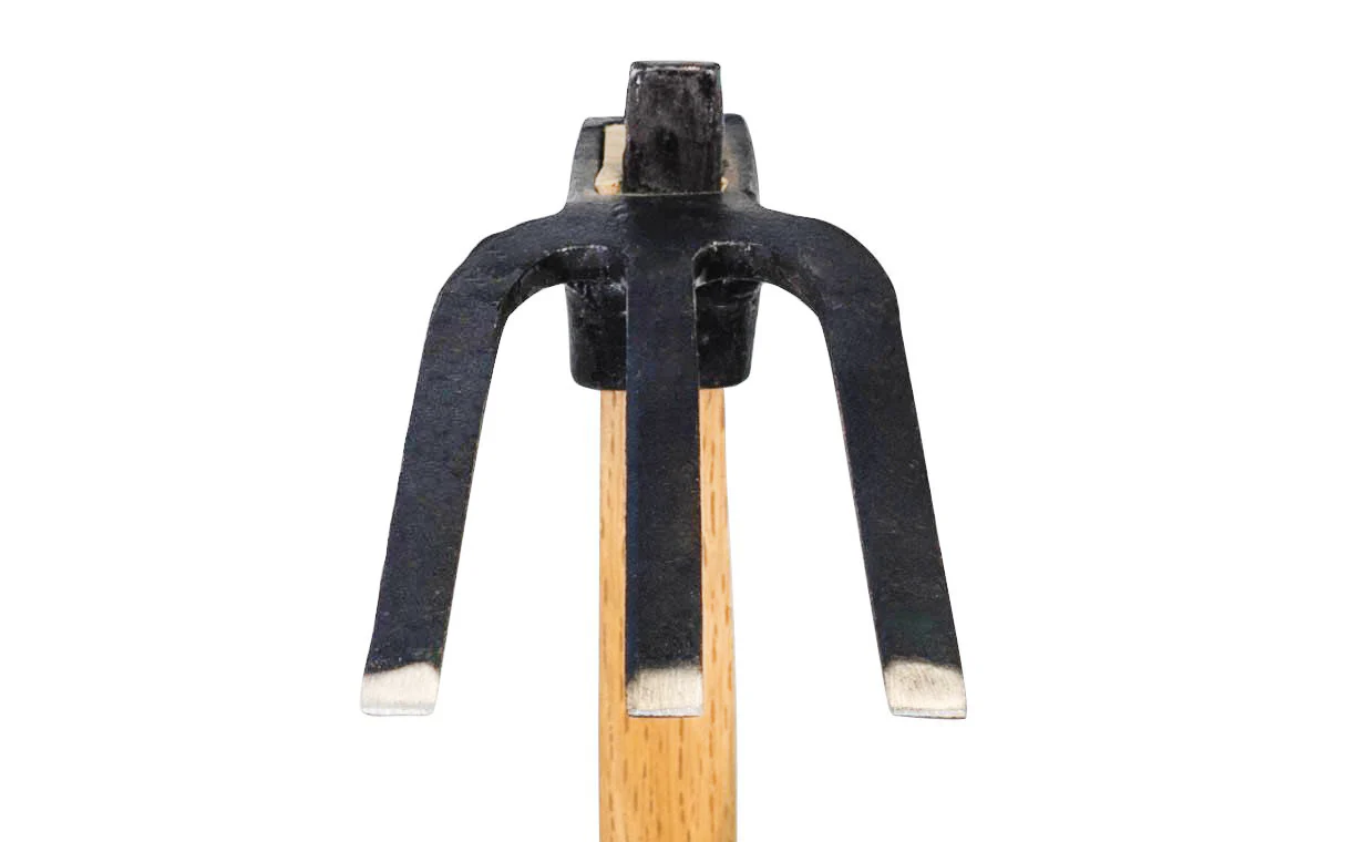 Japanese Kusakichi 3-Prong Sanbon Hoe - Image 2