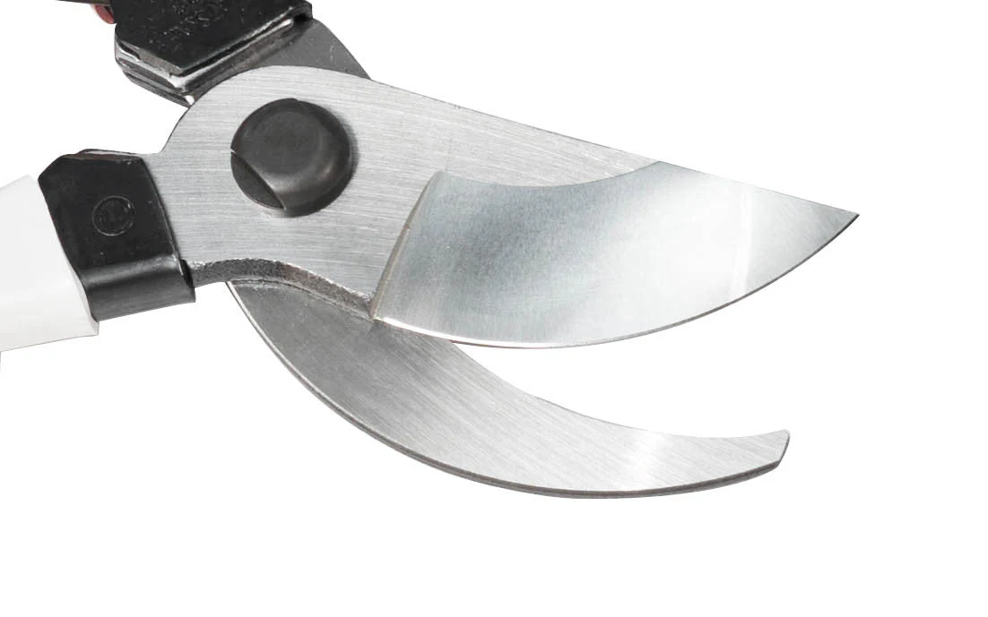 Japanese Okatsune Bypass Pruners ~ No. 104 Large - Image 4
