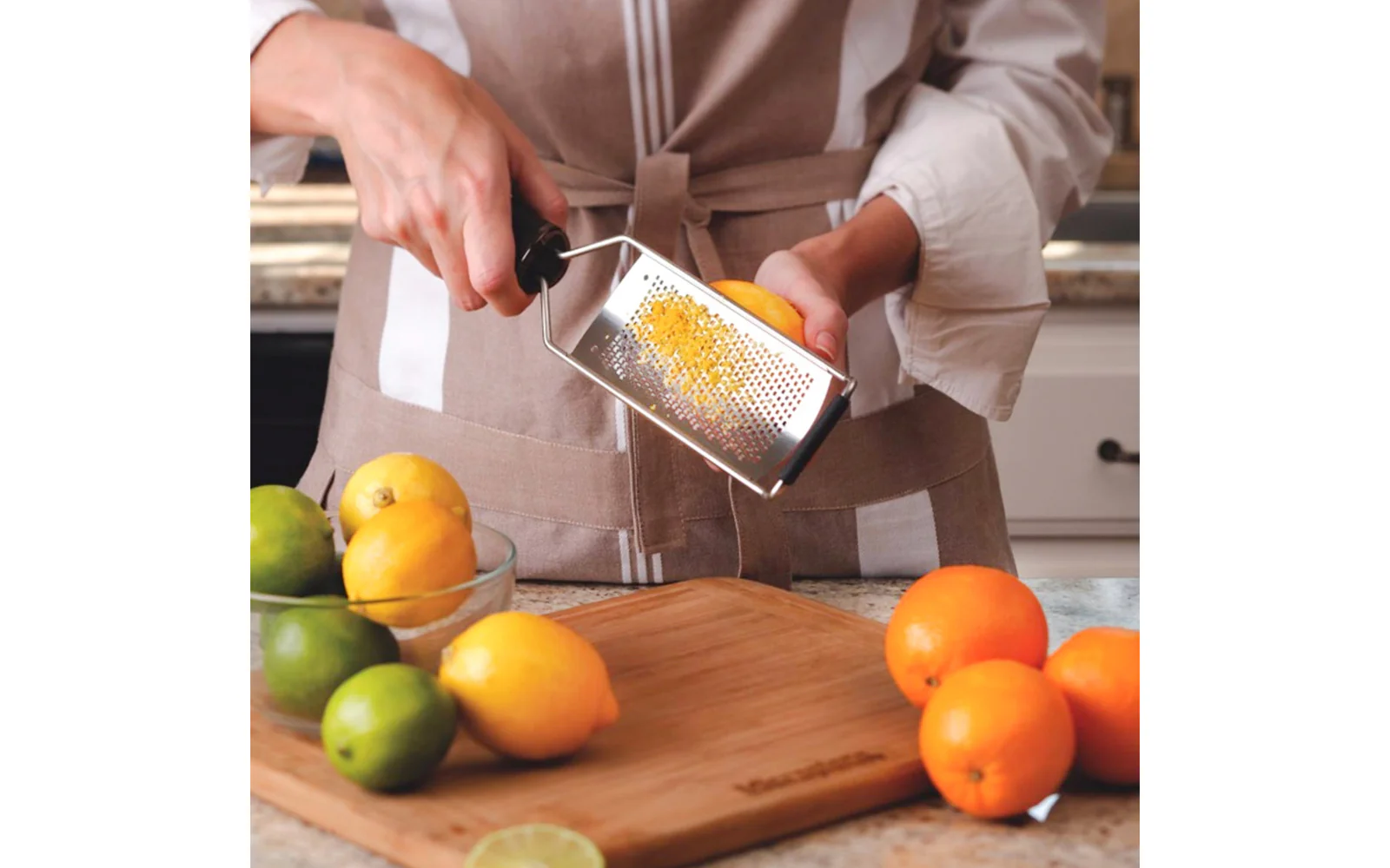 Microplane Gourmet Series Gourmet Fine Grater ~ 45004 - Image 2