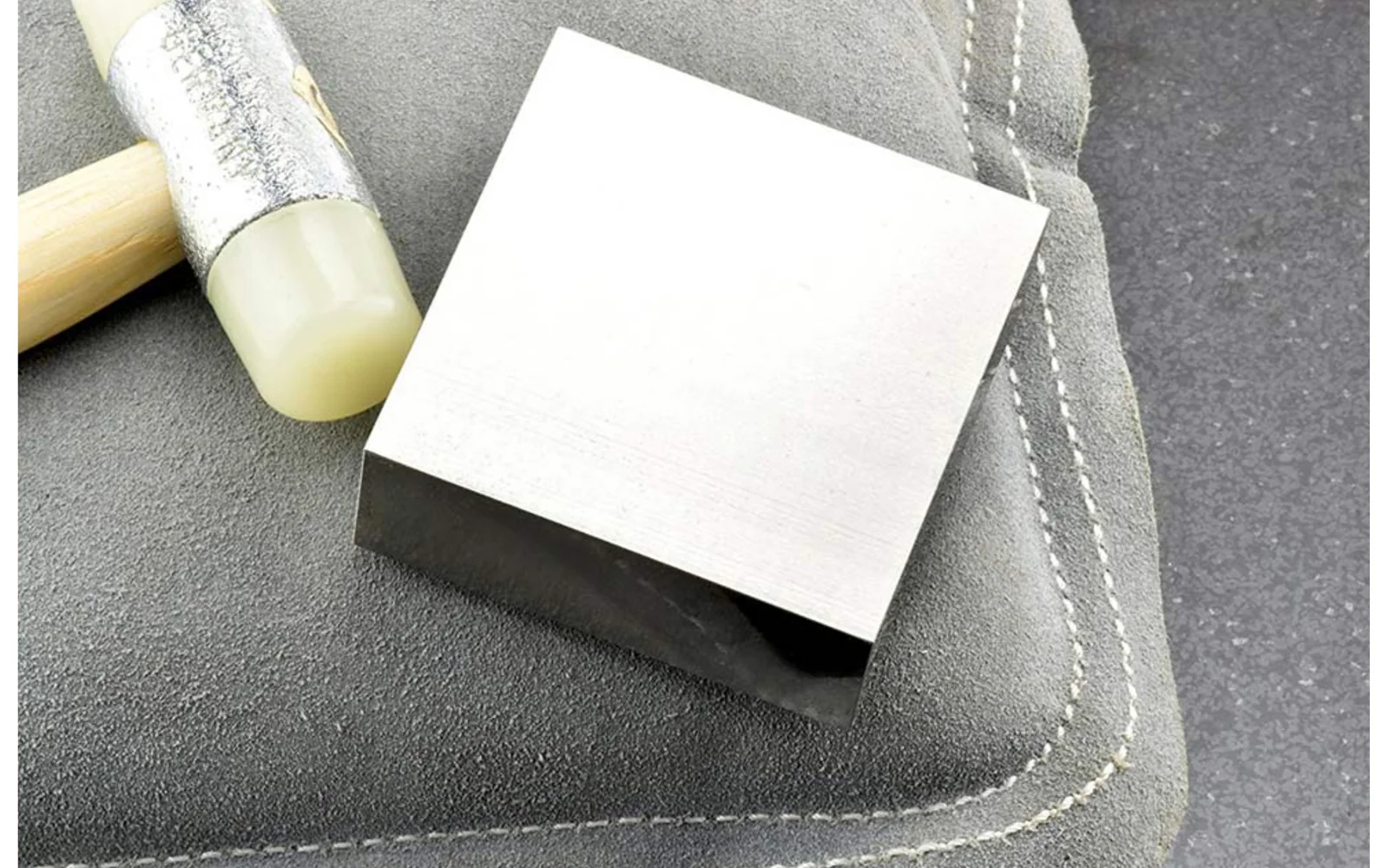Steel Bench Block 2-1/2" x 2-1/2" x 7/8" - Image 3
